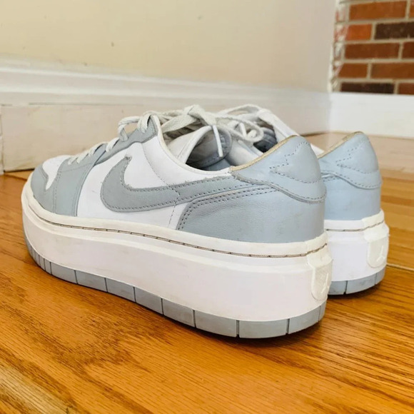Air Jordan 1 Elevate Low Women's Size 8.5 White/Wolf Grey-White DH7004-100 - Picture 11 of 16